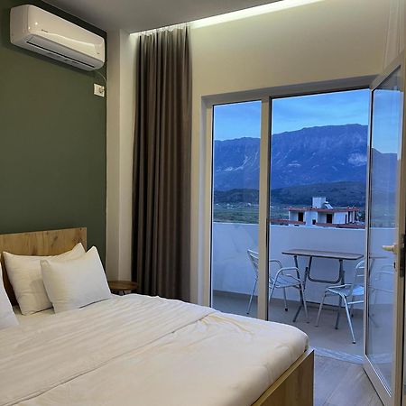 Patio Rooms Gjirokaster Ngoại thất bức ảnh