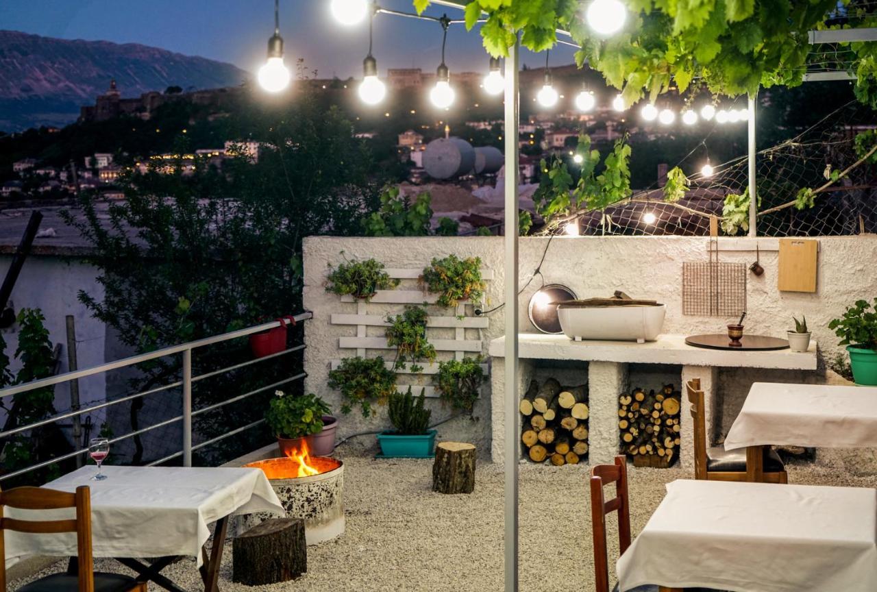 Patio Rooms Gjirokaster Ngoại thất bức ảnh