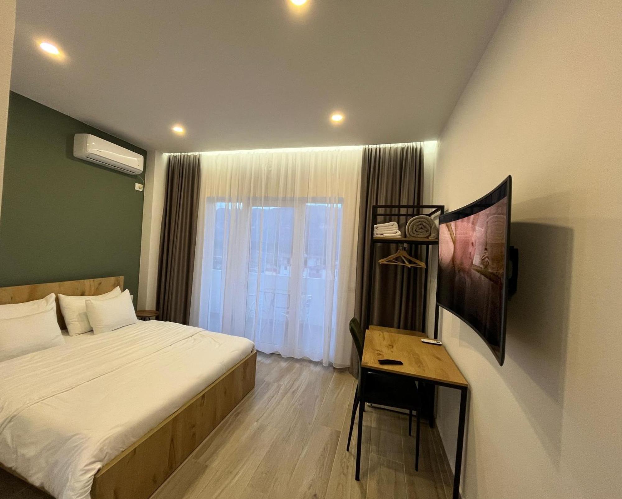 Patio Rooms Gjirokaster Ngoại thất bức ảnh